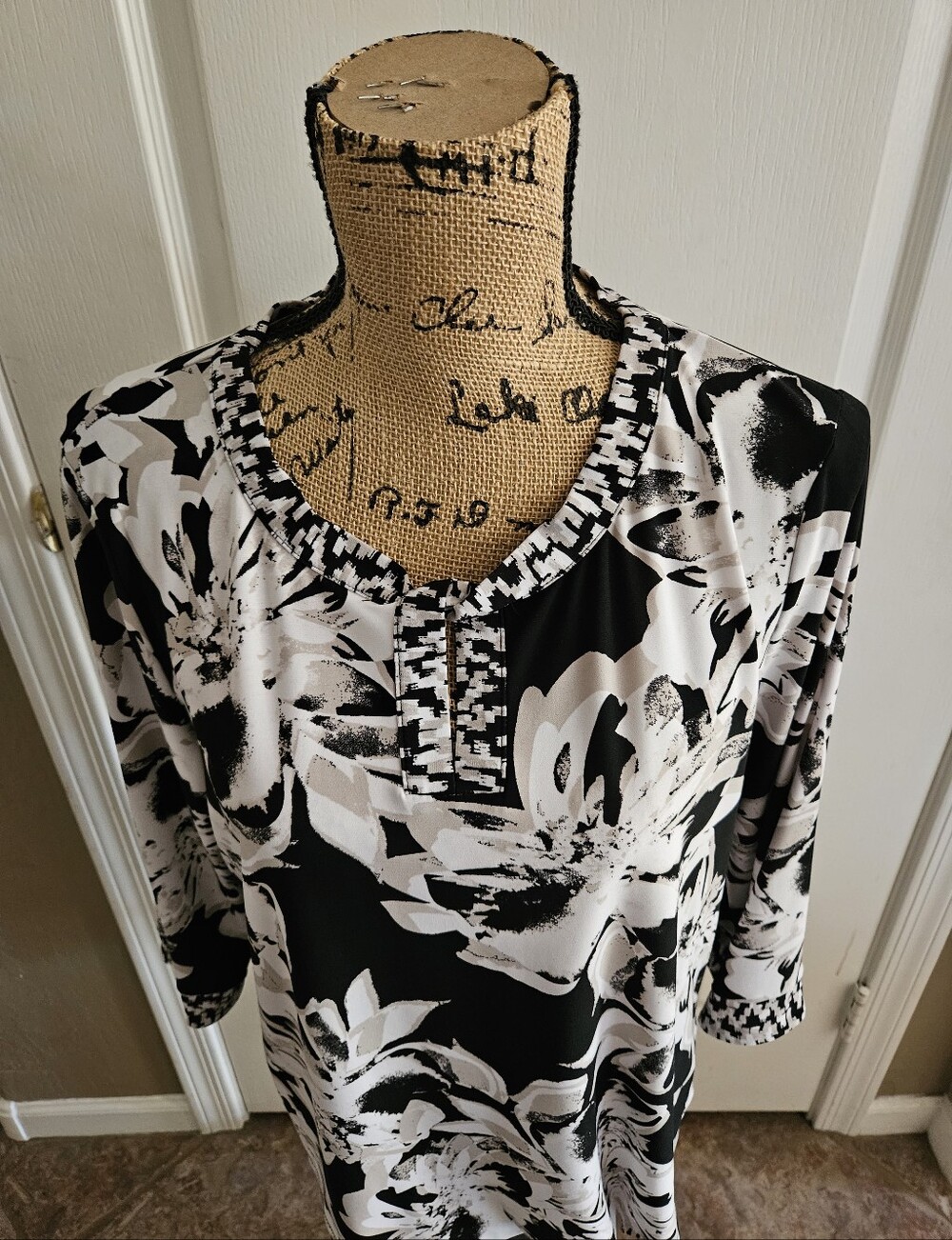 NEW ☆ Kasper Top/Blouse, Large, Brand NEW!